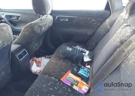 2013 Nissan Altima 2.5 Sv z USA, uszkodzony, nr VIN 1N4AL3AP1DC271538